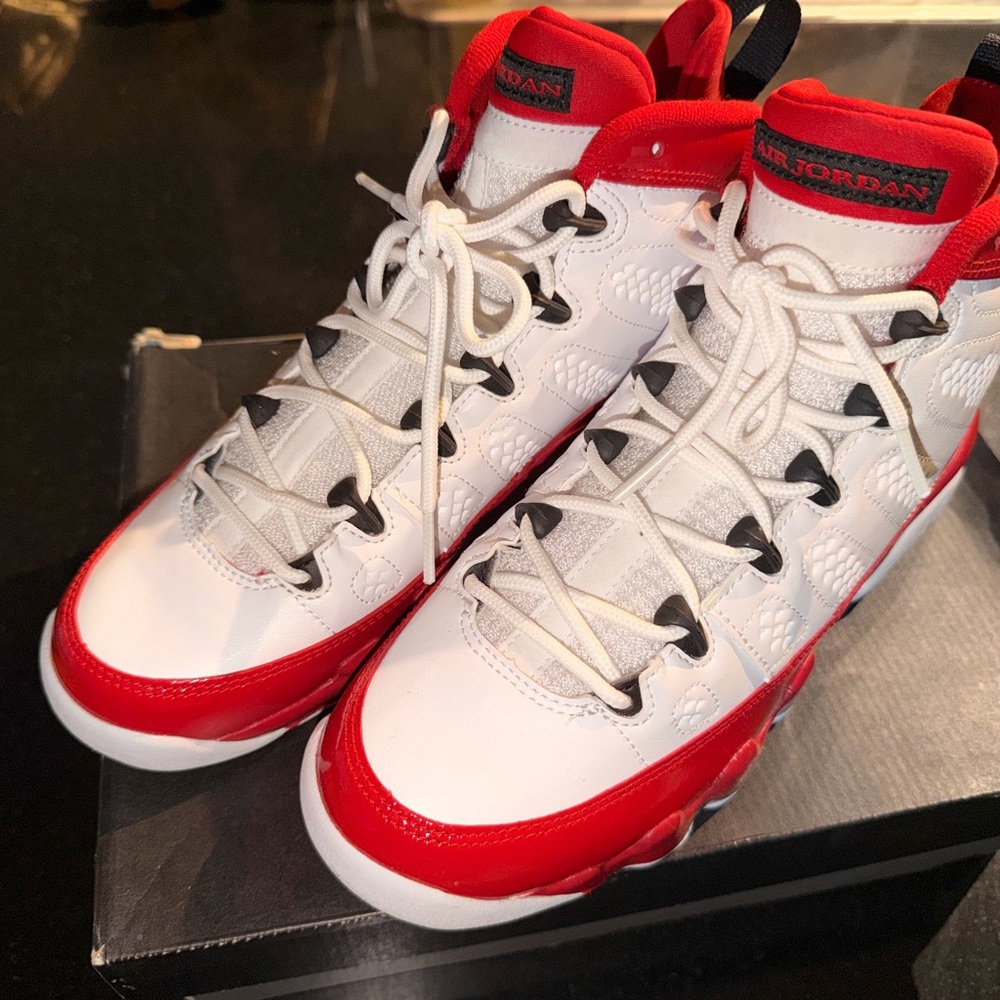 Jordan Gym Red 7Y